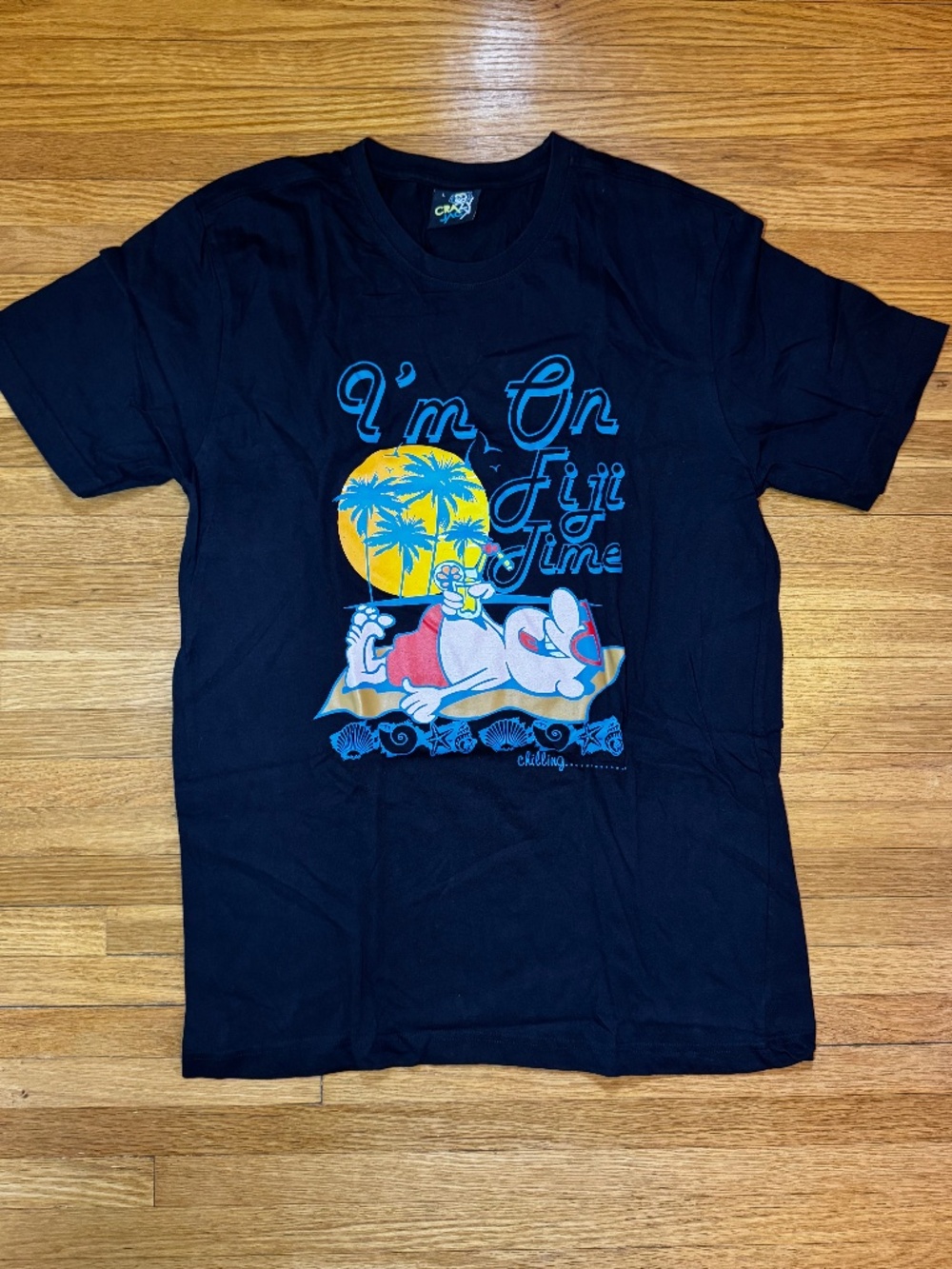 I'm on Fiji Time Funny T-Shirt Size Large